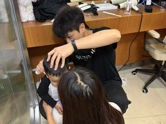 -首脑美容美发化妆美甲培训学校(龙岗校区)