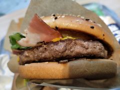 安格斯厚牛芝士堡-麦当劳(燕顺路店)