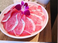 -三人行骨头王火锅(长寿店)