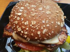 -The Habit Burger Grill 哈比特汉堡(复兴soho店)
