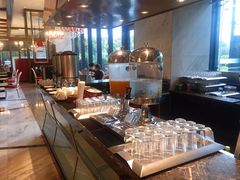 -上海虹桥西郊假日酒店