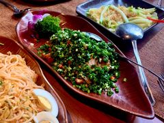 大理风味葱椒鸡-花马天堂云南餐厅 Lost Heaven(外滩店)
