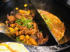 -鱼窝棚柴火铁锅炖(富山屯店)