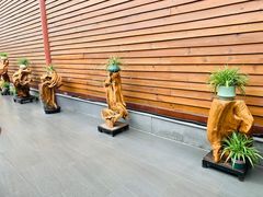 -龙华寺