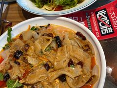 -山河屯铁锅炖·非遗东北菜(南山店)