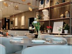 大堂-必胜客(漕宝路店)