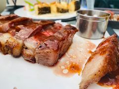 -The ROOF (通盈中心店)