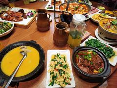 -老滇山寨•云南特色菜•地方菜•民族风情歌舞表演(金碧店)