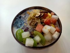 -津椰本·海南正宗椰奶清补凉(店一店)