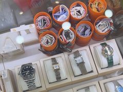 -海星奢选二手奢侈品手表包包鉴定回收寄卖(墨玉南路店)