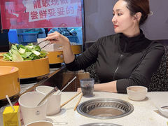 -龍歌自助小火锅(市北台东利群店)