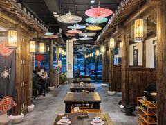 -聚汇三少·龙虾·中餐厅(莫邪路新天地店)