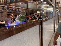 -东方红海鲜百汇(国际大厦店)