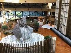 -上海滴水湖皇冠假日酒店