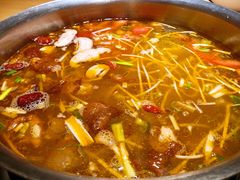 酸萝卜鸭架汤-守柴炉烤鸭(科华中路王府井店)