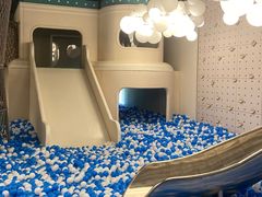 -涨巢·潮玩水疗局