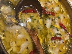 私房蜀风酸菜鱼-避风塘(宝山万达店)