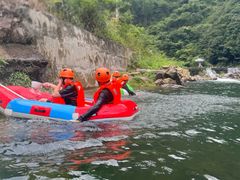-安吉龙王山峡谷漂流