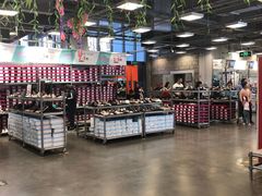 -上品折扣(回龙观店)