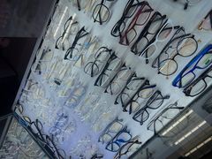 -三叶眼镜城·好视力眼镜店