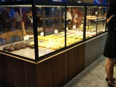 面包甜点陈列柜-LELECHA乐乐茶(上海五角场万达广场店)