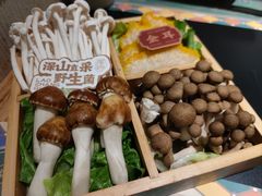 -廖掌柜·重庆鲜货火锅(上海首店)