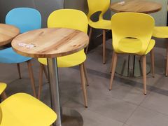 用餐区-DQ·蛋糕·冰淇淋(金牛万达店)