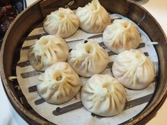 -馋三尺蟹粉小笼(人民广场店)