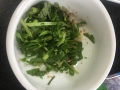 -东巴谷野生菌火锅餐厅