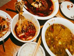 -渝是乎酸菜鱼(龙旗购物中心店)