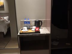 -如家精选酒店(广州萝岗宝能演艺中心香雪地铁站店)