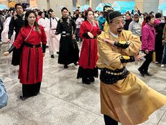 -奥体中心(地铁站)