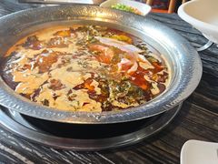 -老船舫·现做活鲜鱼馆(东郊记忆店)