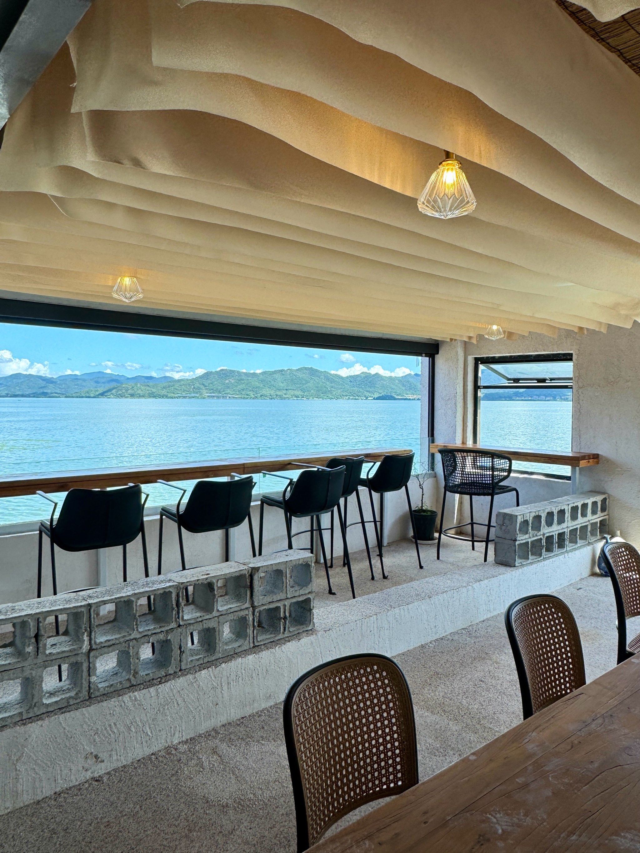 宁波新店|治愈系湖边边咖啡馆🌊也太幸福了