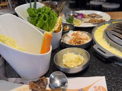 -GOGIYA·咕叽吖韩国传统烤肉店(东方新天地店)