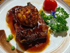 尊享鲍鱼红烧肉-金枝玉叶上海人家食府(三里河店)