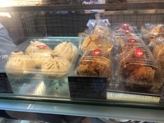 -白玉兰食品甜凤店(合生汇店)