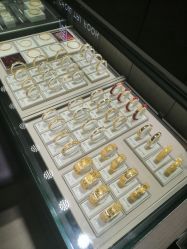 点击看大图 -周大福CHOW TAI FOOK(解放路天鸿小食代店)