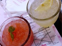 -Hello Kitty Cafe(弘大店)