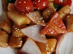 菠萝咕咾肉-点点心港式茶餐厅(南京西路店)