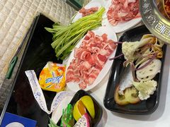 -尚品海鲜肥牛自助火锅(湖明店)