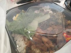 大王香菇卤肉饭-永和大王(蛙嫩鸡香煲煲鲜·军博店)