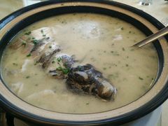 -山明水秀大饭店