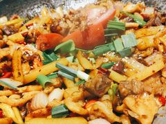 -富正毅三下锅·湘西韵味(天门山索道店)