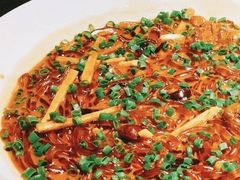 沙蒜烧豆面-新荣记(BFC外滩金融中心店)