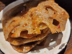 -爆炸头阿姨小四川正宗川味小吃(无任何分店)