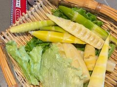 -阿婆情腊排骨火锅·野生菌季(古城旗舰店)