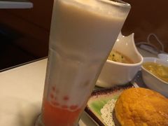 -新大咀港式茶餐厅(宝山万达店)