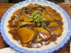 林蛙炖土豆-巧婆婆特色东北菜·铁锅炖