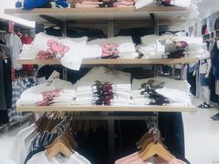 -优衣库(青岛伟东乐客城店)